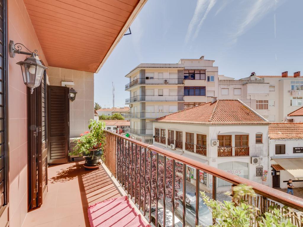 Apartamento T4 no Centro de Alverca do Ribatejo - Image 16