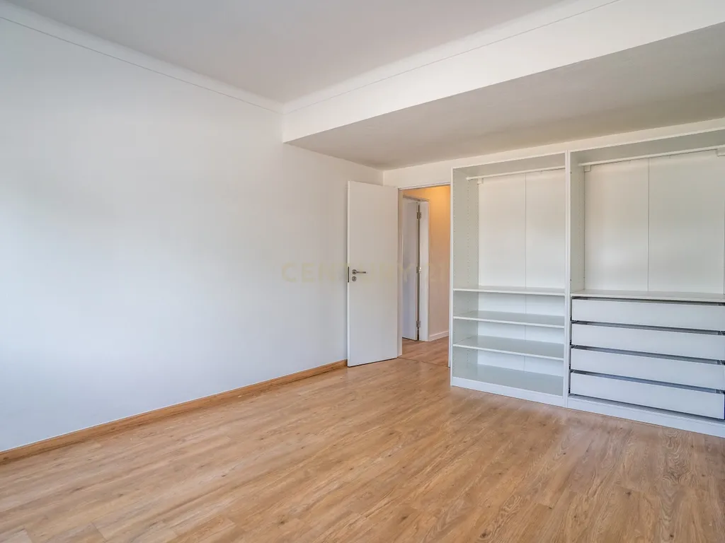 Apartamento T3 | Renovado | Caldas da Rainha - Image 26