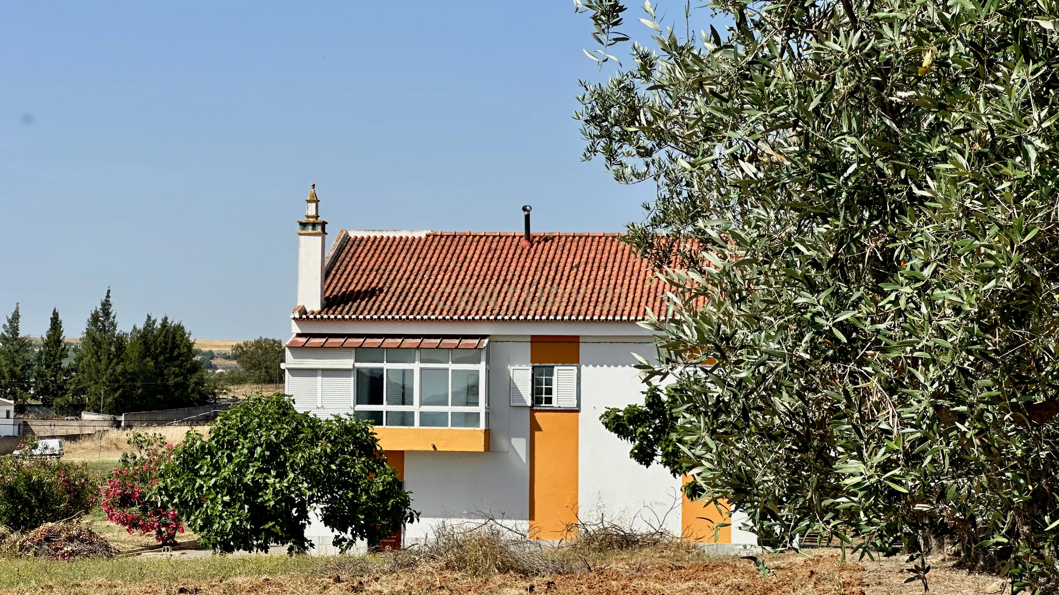 Fotografia 9 de Alentejo-BEJA- Nossa Senhora das Neves, Excelente Quinta, com MORADIA de 267,3 m2 , Casa de Monte de 90 m2 e 23000 m2 de Terreno com Furo e Poço
