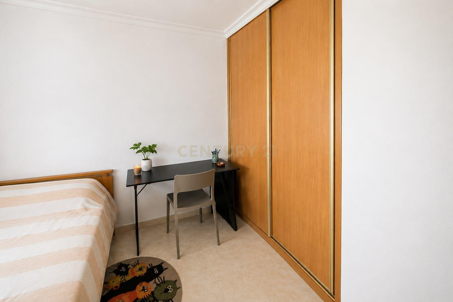 Fotografia 3 de Apartamento T2 em Guia, Albufeira - Oportunidade Única!