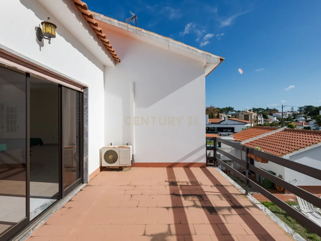 Moradia T4 Geminada à Venda na Marisol — 200 m² | Lote 900 m² | Piscina - Image 36