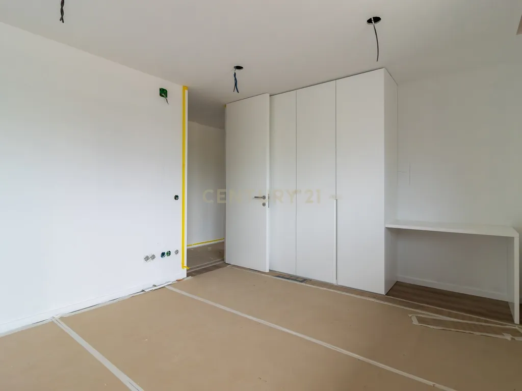 Excelente Apartamento T3 NOVO na Praia Pedra do ouro - Image 15