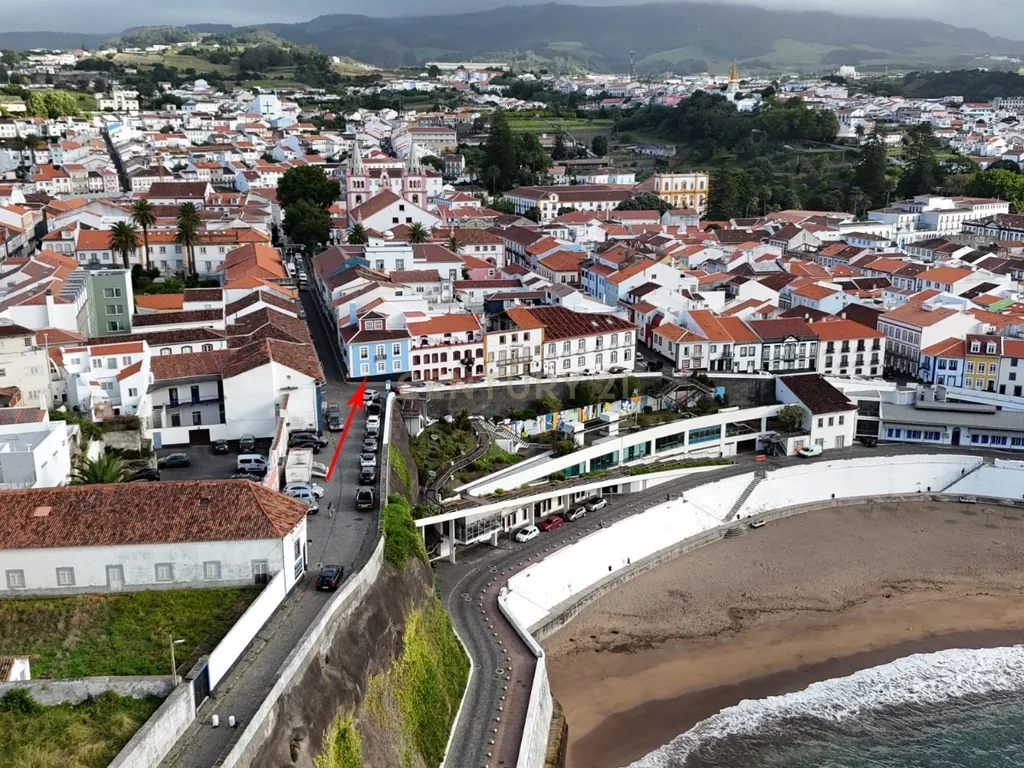 Luxuosa Moradia com Vista Mar em Angra do Heroísmo - Image 11
