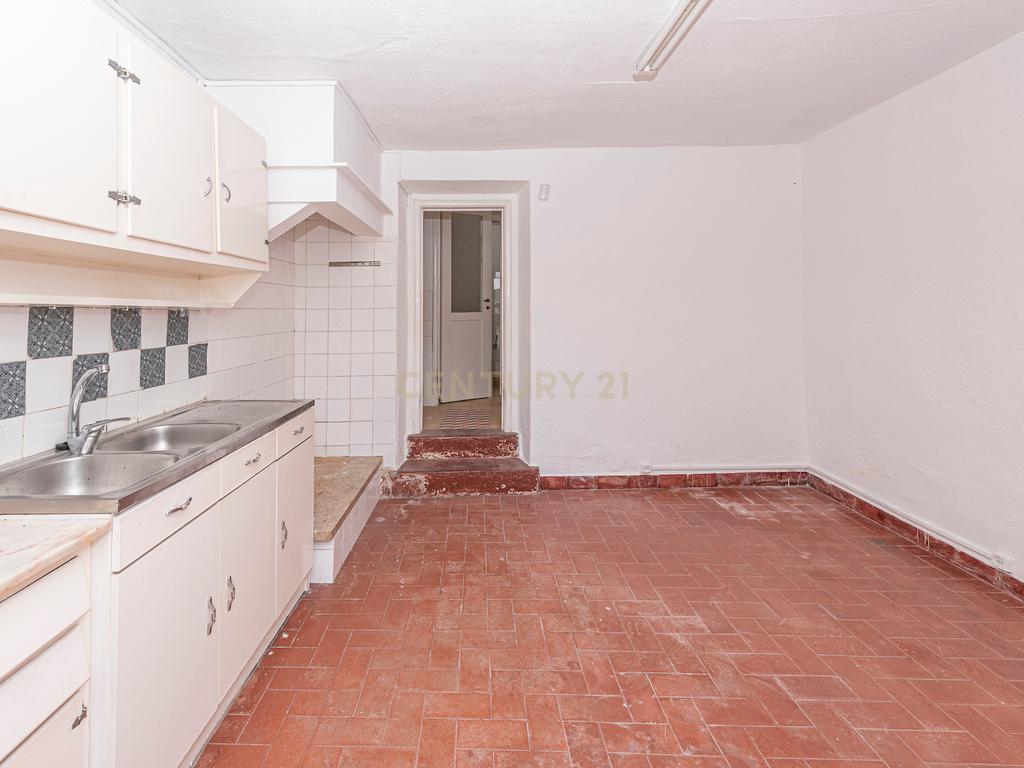 Moradia com 136 m2 de área útil localizada na  Rua da Capela, Idanha Belas  - Image 34