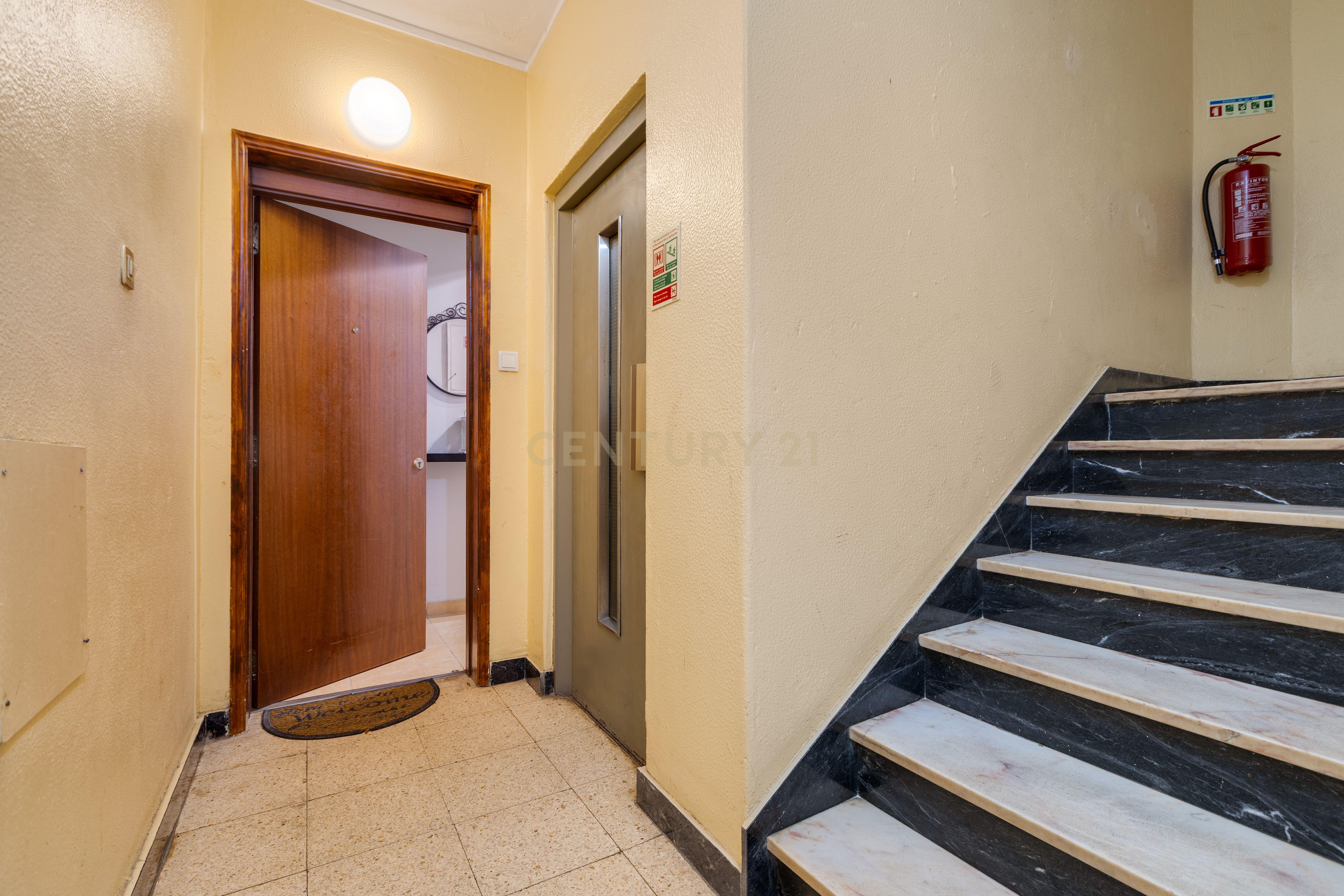 Apartamento T3 à venda em Faro (Sé e São Pedro), Faro — foto 18
