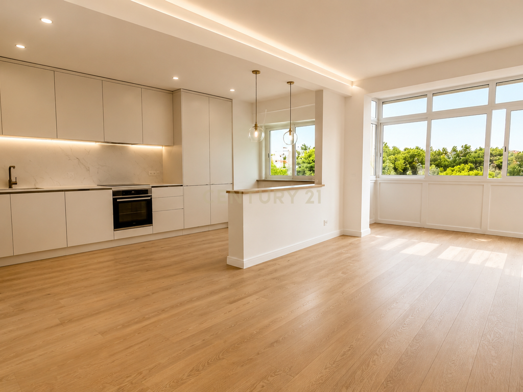 T2 duplex, remodelado com 91 m², sotão e varanda em Pai do Vento, Cascais - Image 1
