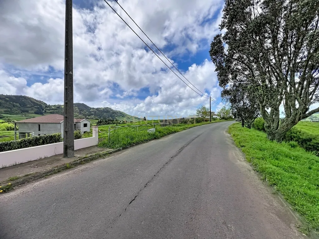 Terreno para Construção com vista para a montanha. - Image 13