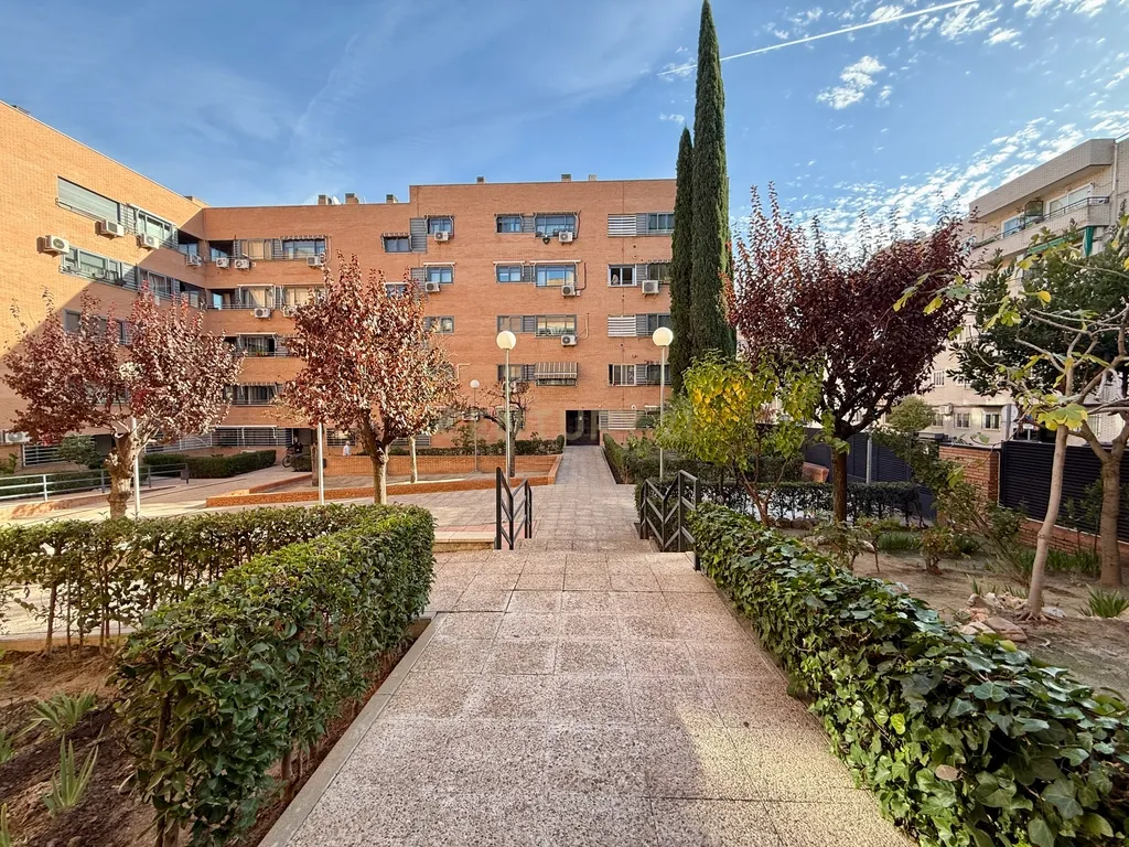 Moderno Apartamento T4 em San Fernando de Henares, Madrid - Image 38