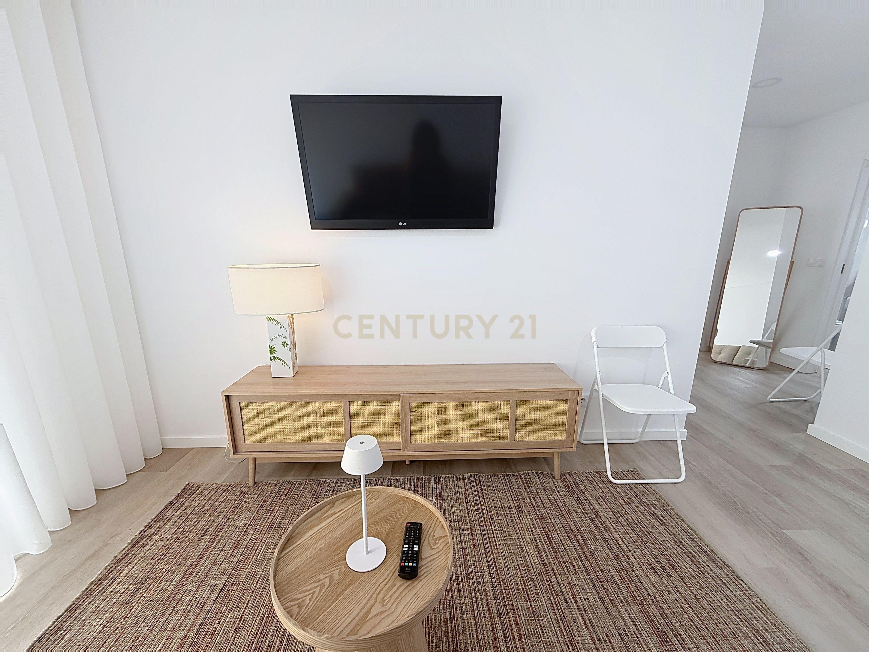 Fotografia 3 de Apartamento T2 Novo - Arrendamento no Centro da Nazaré