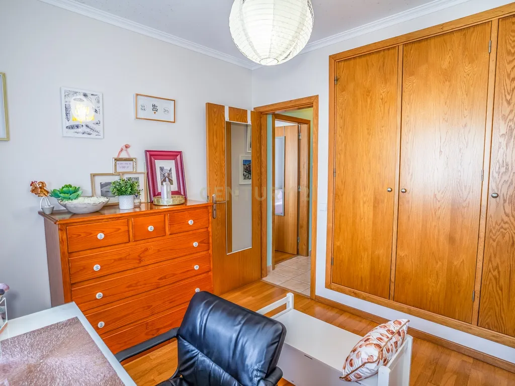Apartamento T3 com elevador e garagem fechada em Cidade Nova, Caldas da Rainha! - Image 23
