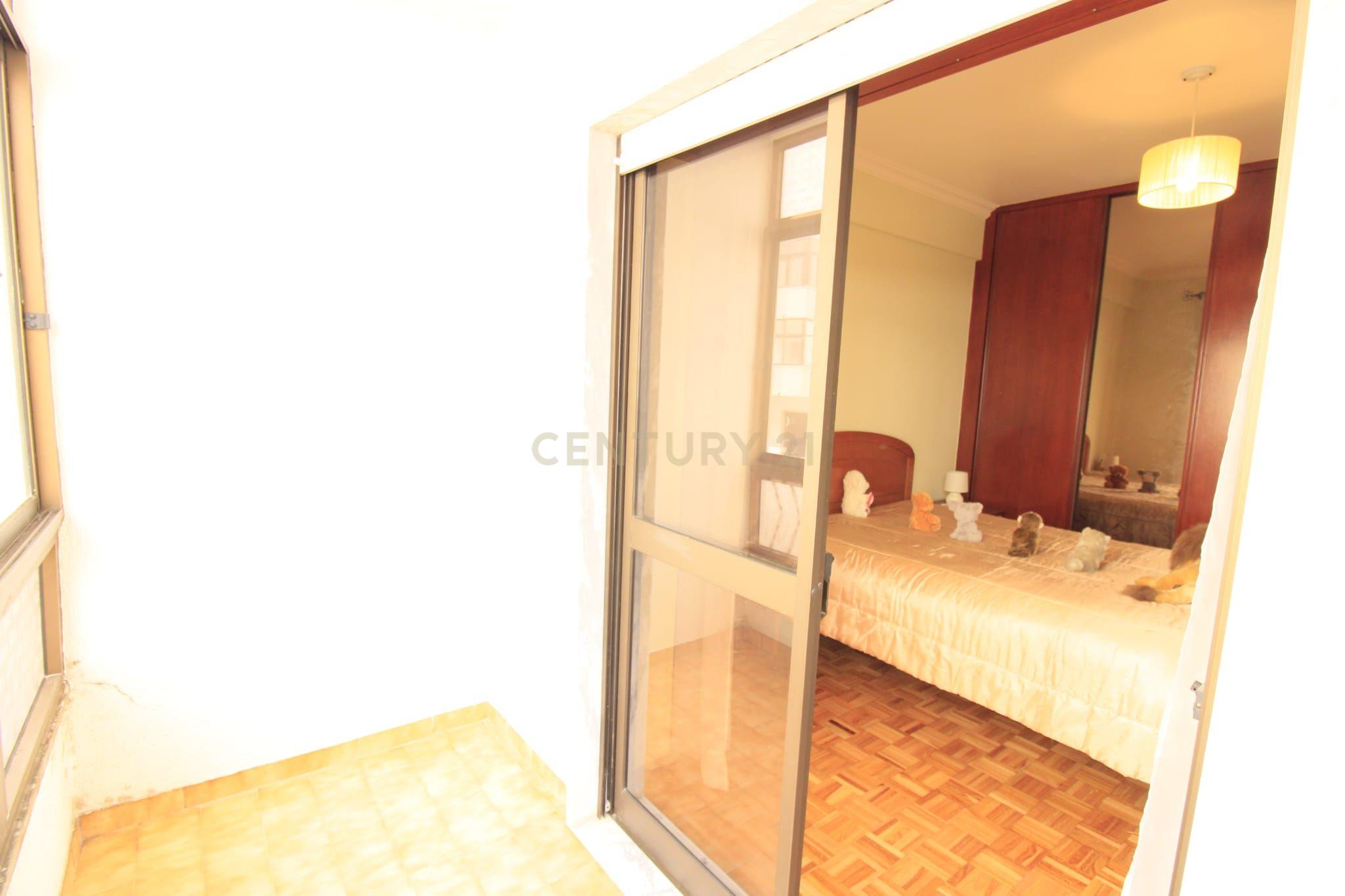 Apartamento T2 com Garagem | Agualva-Cacém - Image 10