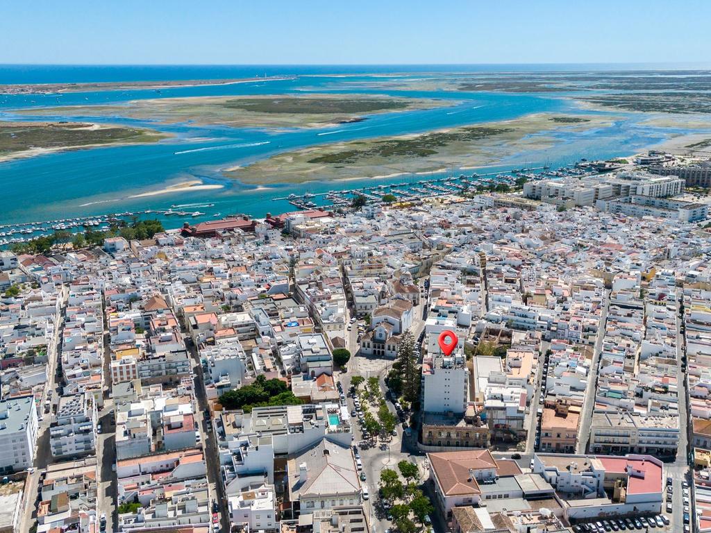 Apartamento T2 com Vista Mar e Serra, na Baixa de Olhão - Image 13