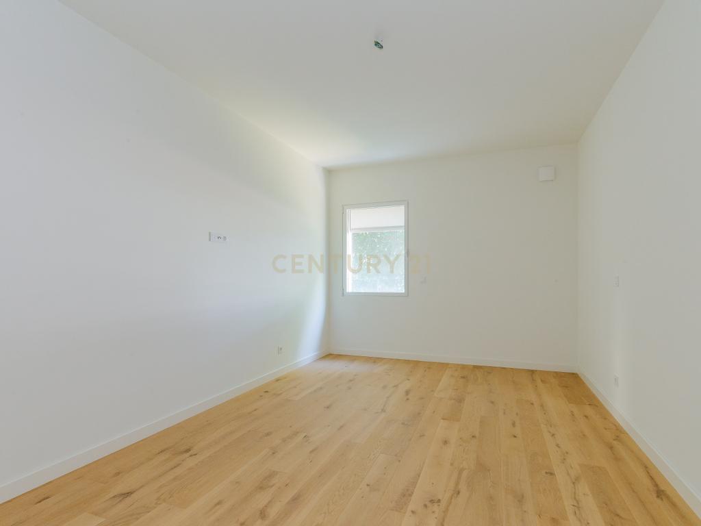 Apartamento T2 Novo a estrear em Areeiro - Image 23