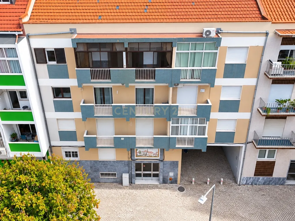 T3 no Bairro do Montalvão – Conforto, centralidade e qualidade de vida em Setúbal - Image 28