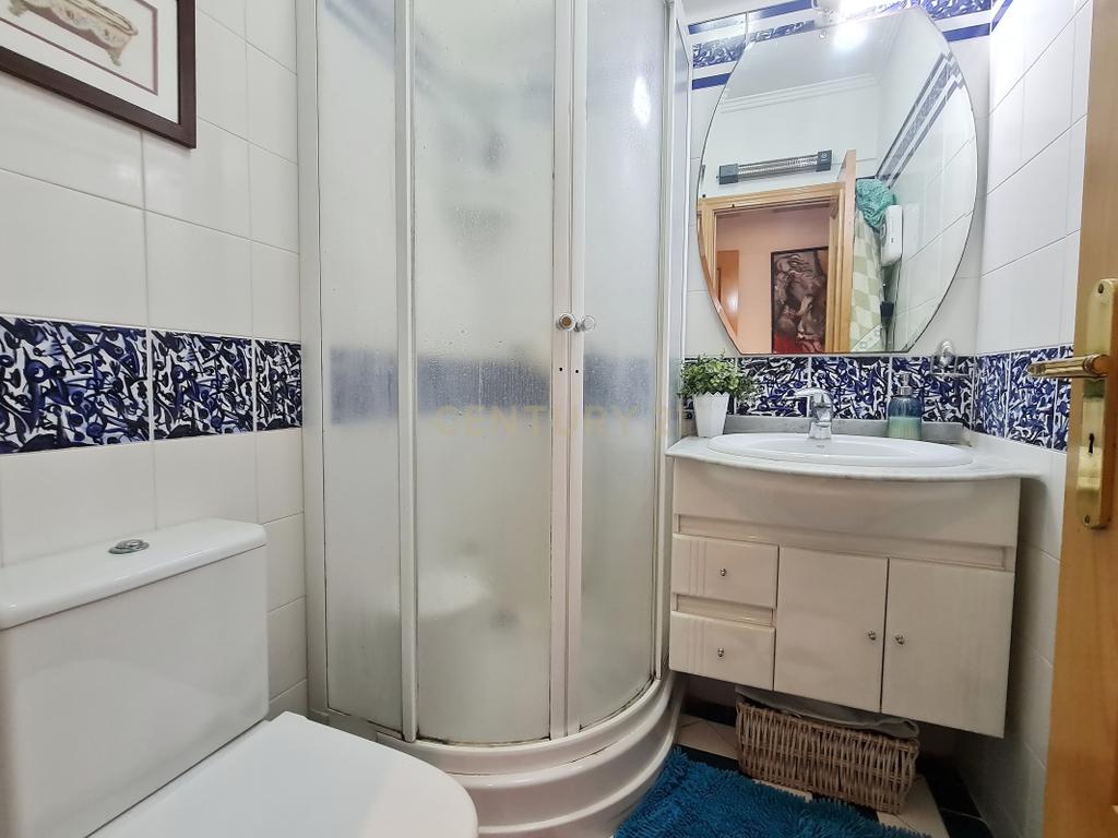 Apartamento T3 na Charneca da Caparica, com Vista e Conforto - Image 15