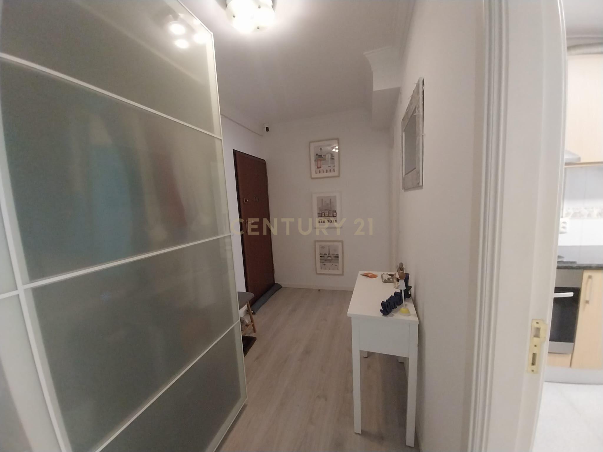 T2 R/ch mobilado em Belas, junto a Massamá Norte - Image 17