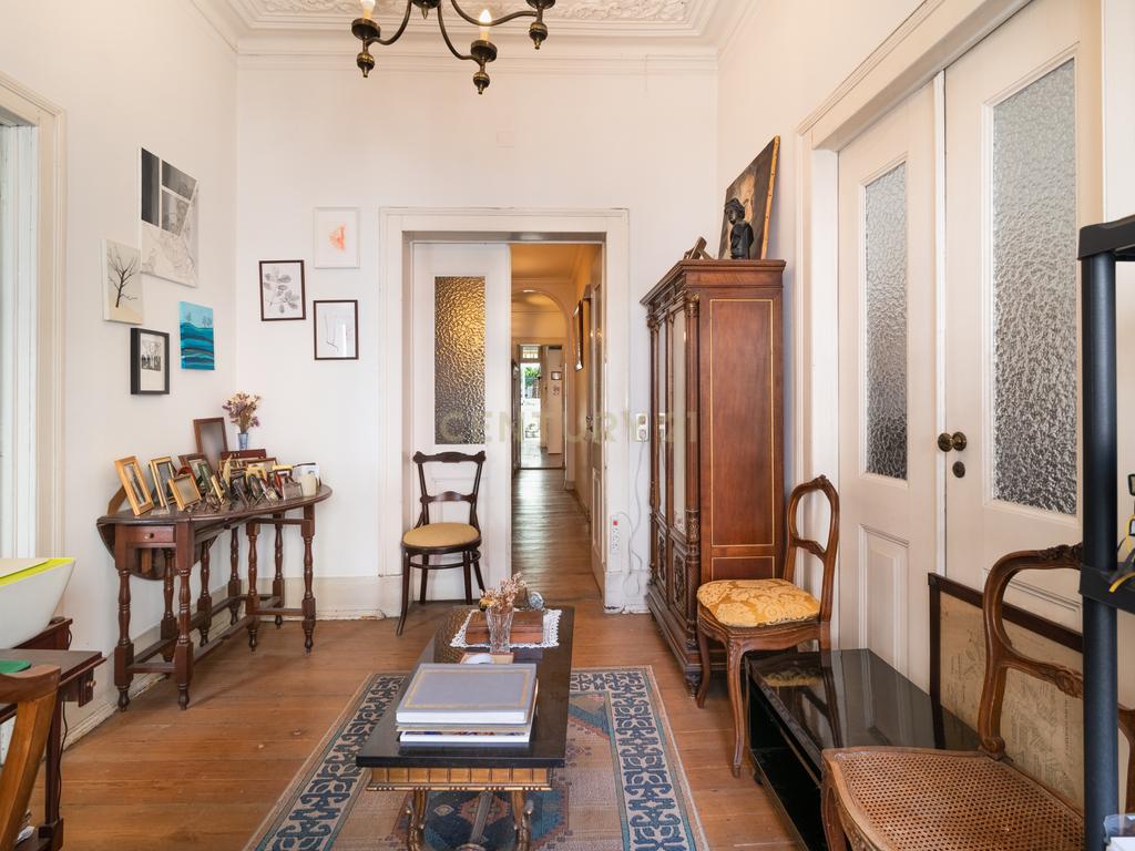 Apartamento T4+2 com logradouro de 187,75 m² na Estrela - Image 10