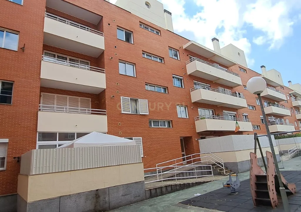 Apartamento T3 com 142m2 e lugar de garagem em Alhos Vedros - Image 16