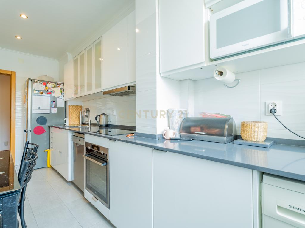 Apartamento T3 - Oeiras - Image 12