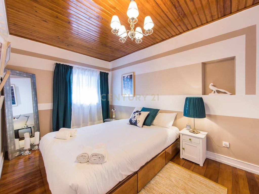 Apartamento T1 - Rua São Sebastião da Pedreira   - Image 11