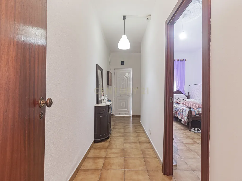 Moradia T4 em Afonseiro - Montijo - Image 4