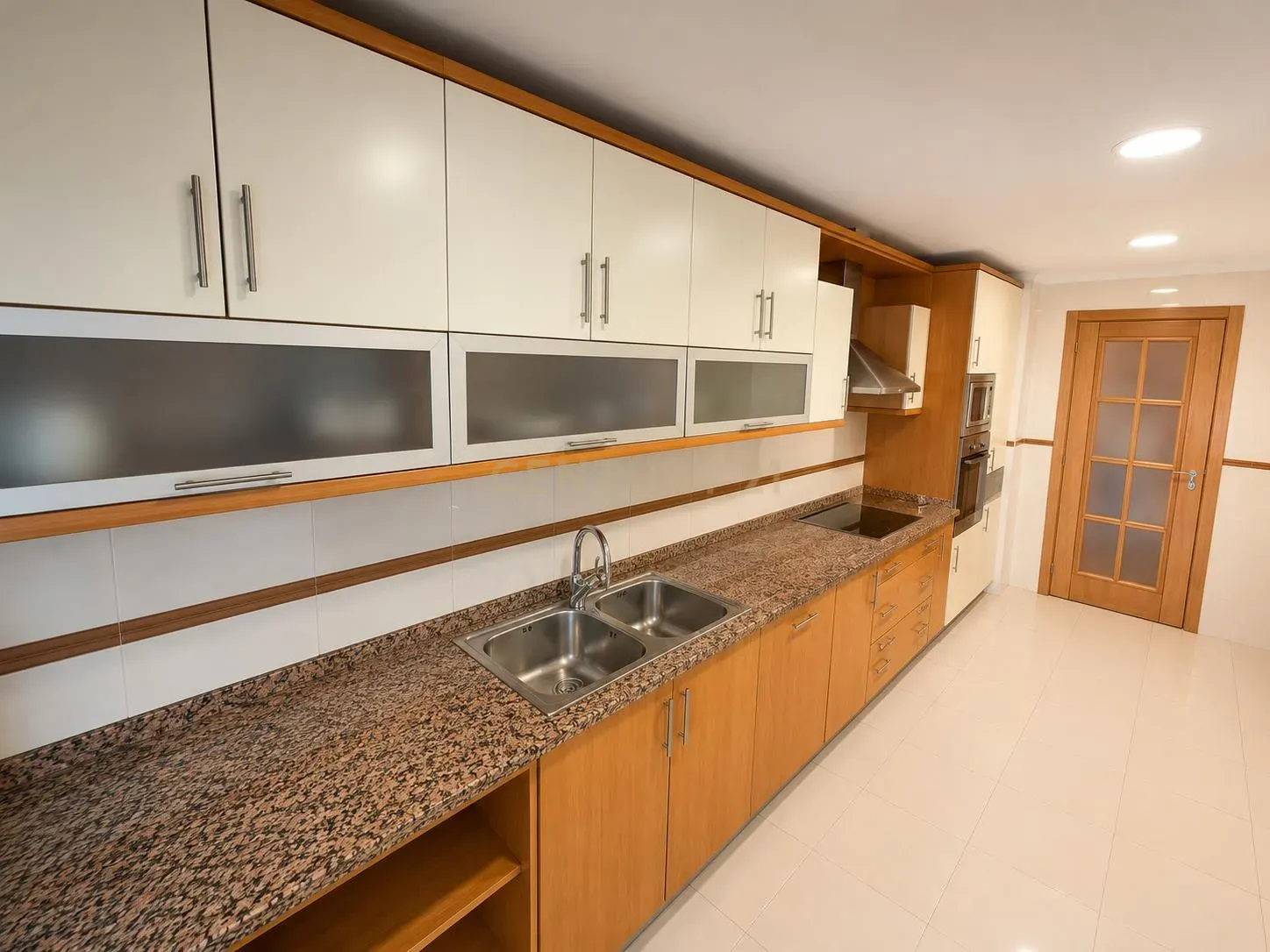 Fotografia 8 de T2 Exclusivo com 142 m² | Vista Panorâmica | Box para 2 Viaturas | Odivelas