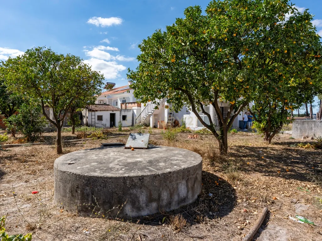 Moradia Isolada com Terreno de 1041 m² – Um Mundo de Possibilidades! - Image 85