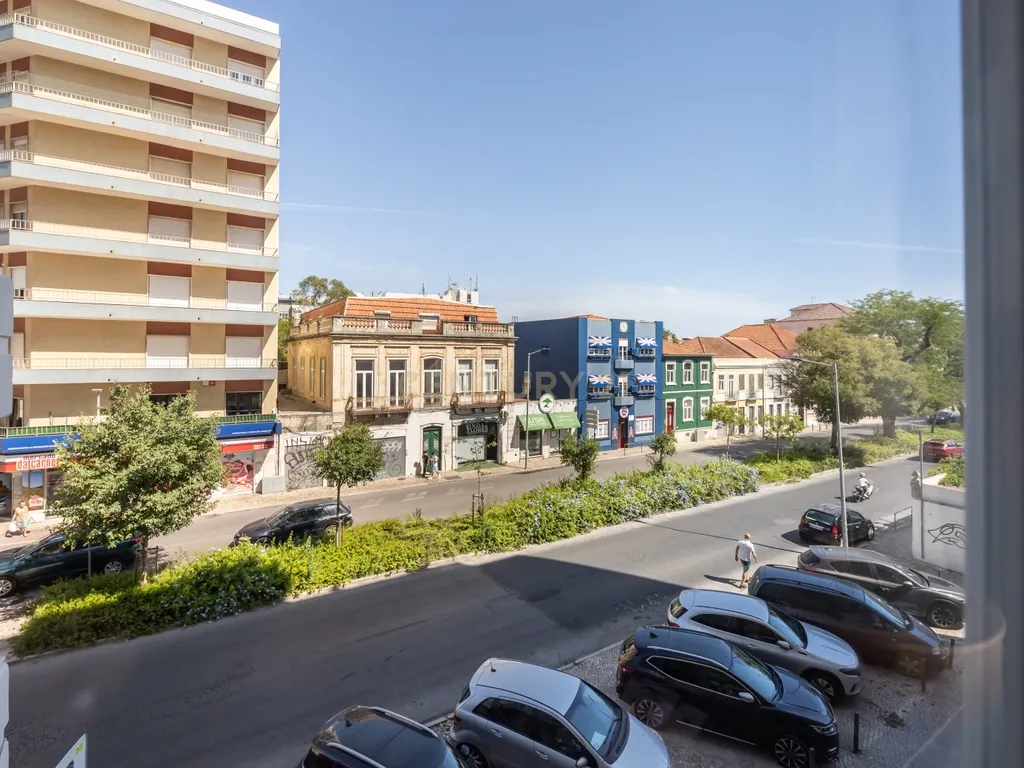Apartamento 3 Ass. no centro de Setúbal – Av. 22 de Dezembro - Image 19