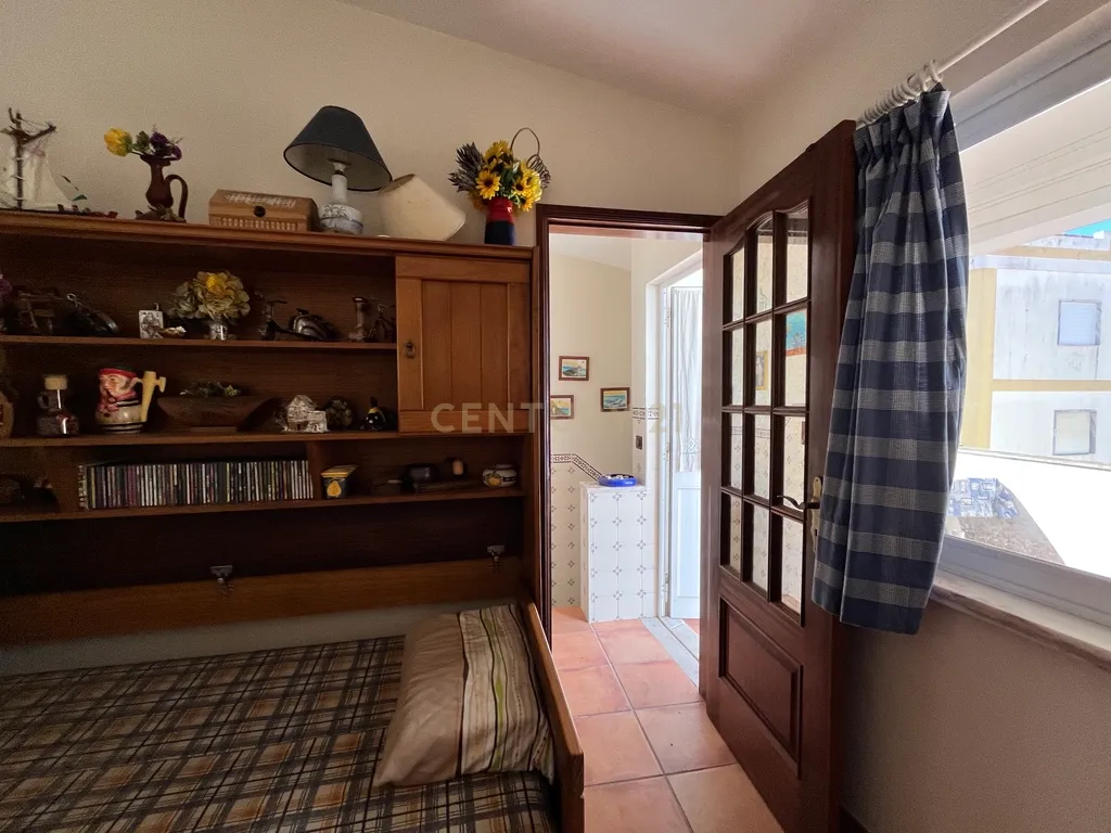 Moradia com 2 quartos em Peniche, perto da praia. - Image 19