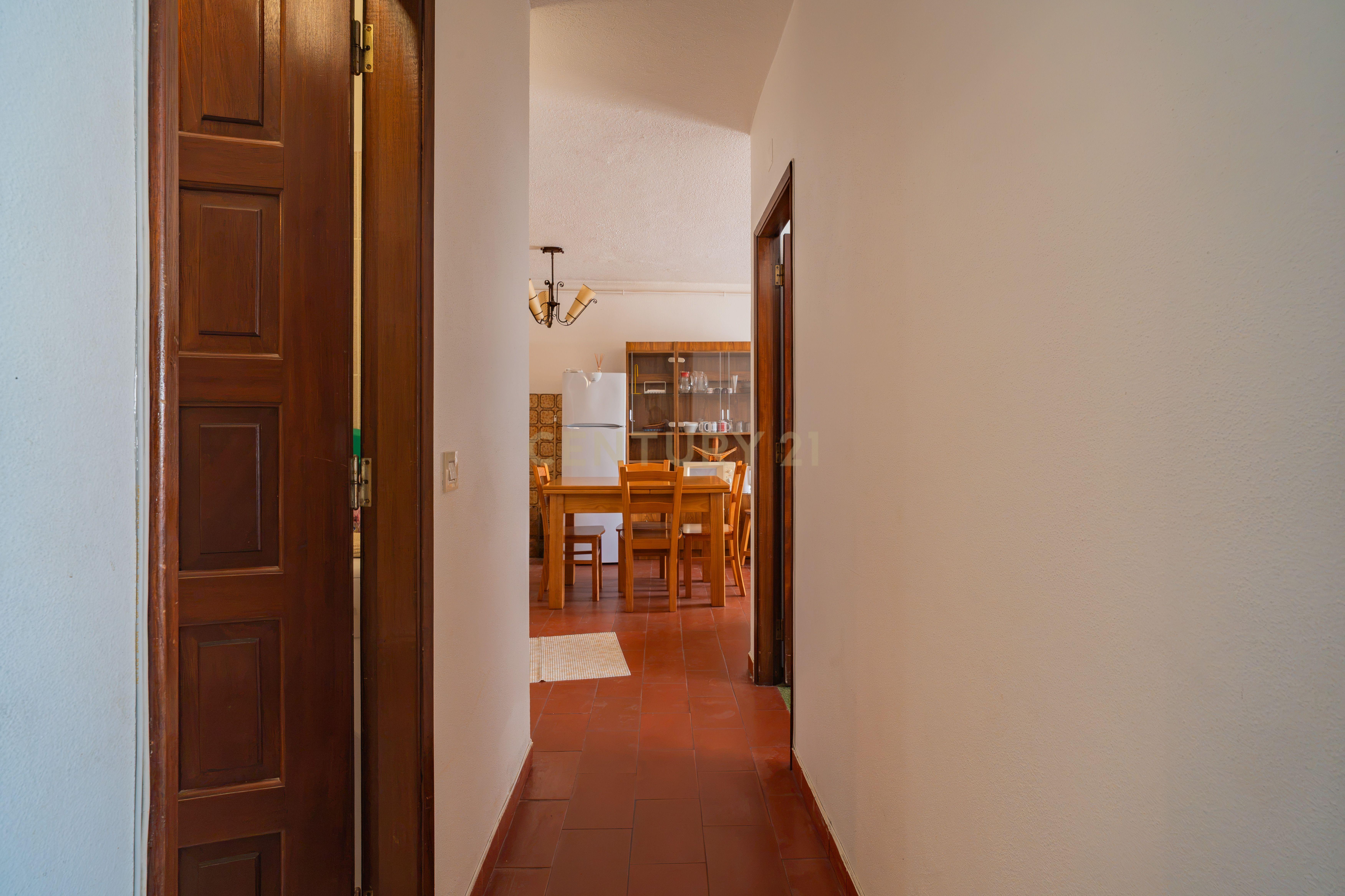 Apartamento T2 à Venda | Nazaré | Vista Lateral para o Mar