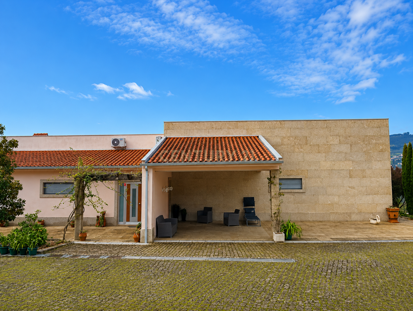 Fotografia 12 de Moradia com três quartos em Ancede, Baião, Porto