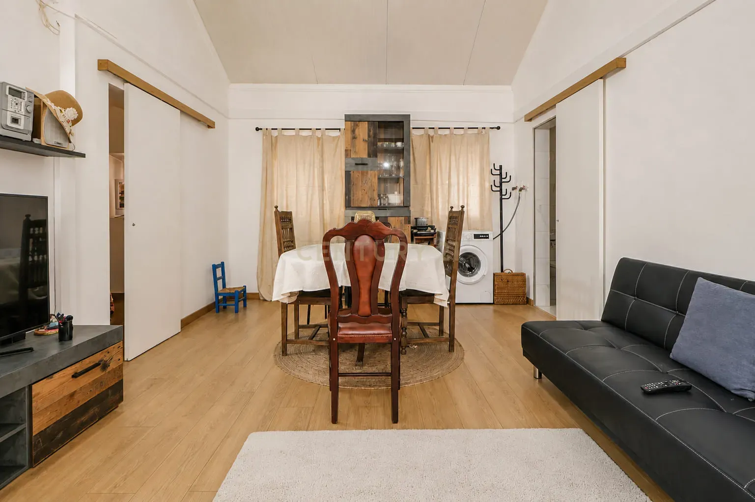 Fotografia 9 de Moradia Térrea T2+1 renovada com poço, anexo e árvores de fruto em Casebres