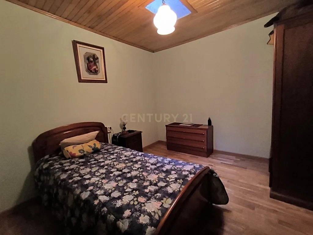 Moradia T3 para venda em Mós, Bragança - Image 7