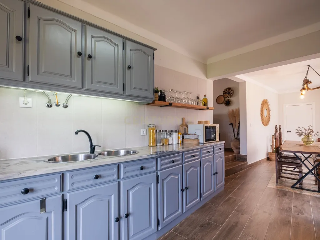 Moradia Renovada em Serpins, Lousã com 3 Casas de Banho - Image 12