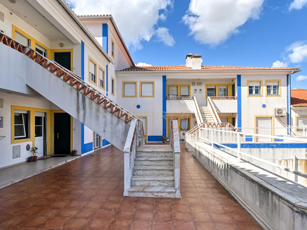 Apartamento T2 em Milharado, com terraço e parquemento - Image 19