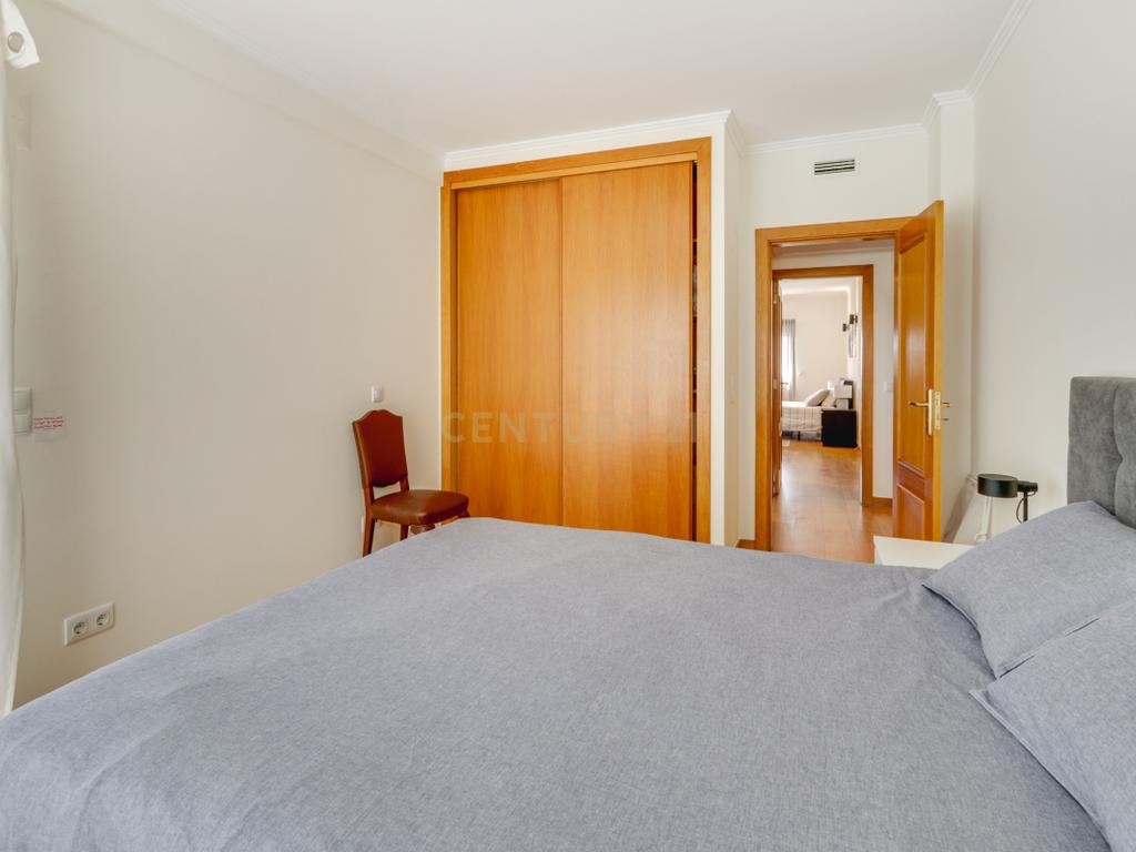 Apartamento T3 no Montijo | 143m2 área bruta útil | 2 garagens e elevador - Image 23