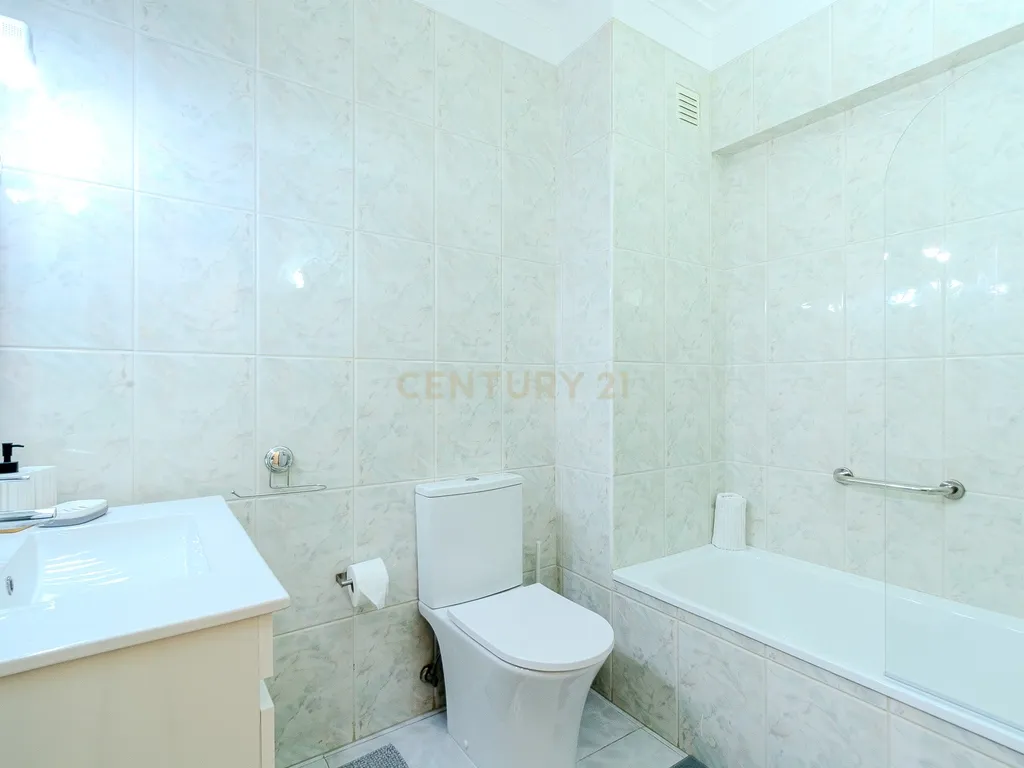 Apartamento T1 em Quarteira - Perto da Praia e Centro - Image 19