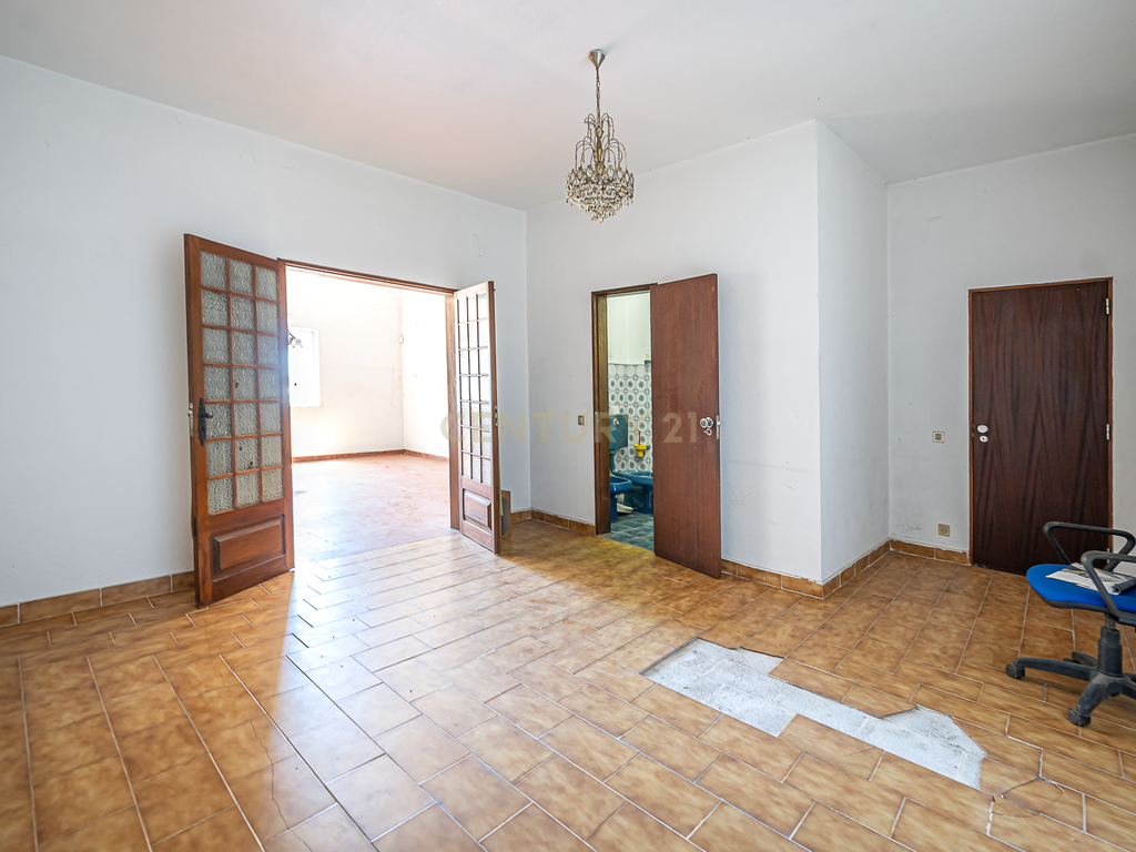 ARMAZEM PARA VENDA EM TORRES VEDRAS - Image 35