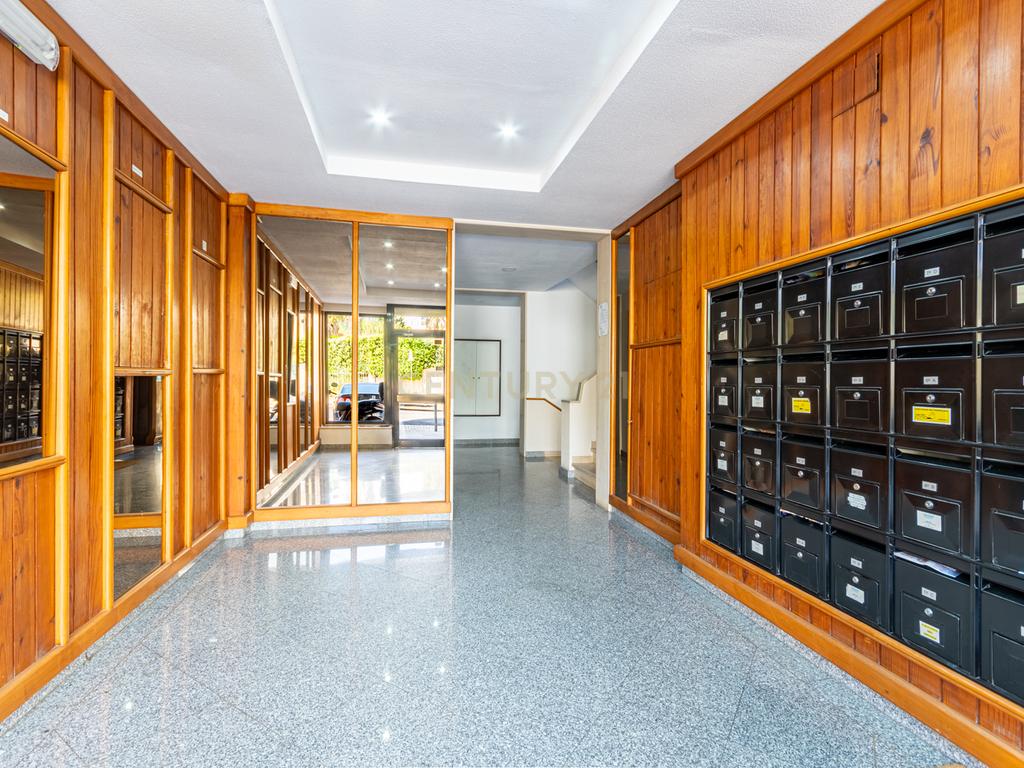 Apartamento T2+1 perto da praia - Image 21