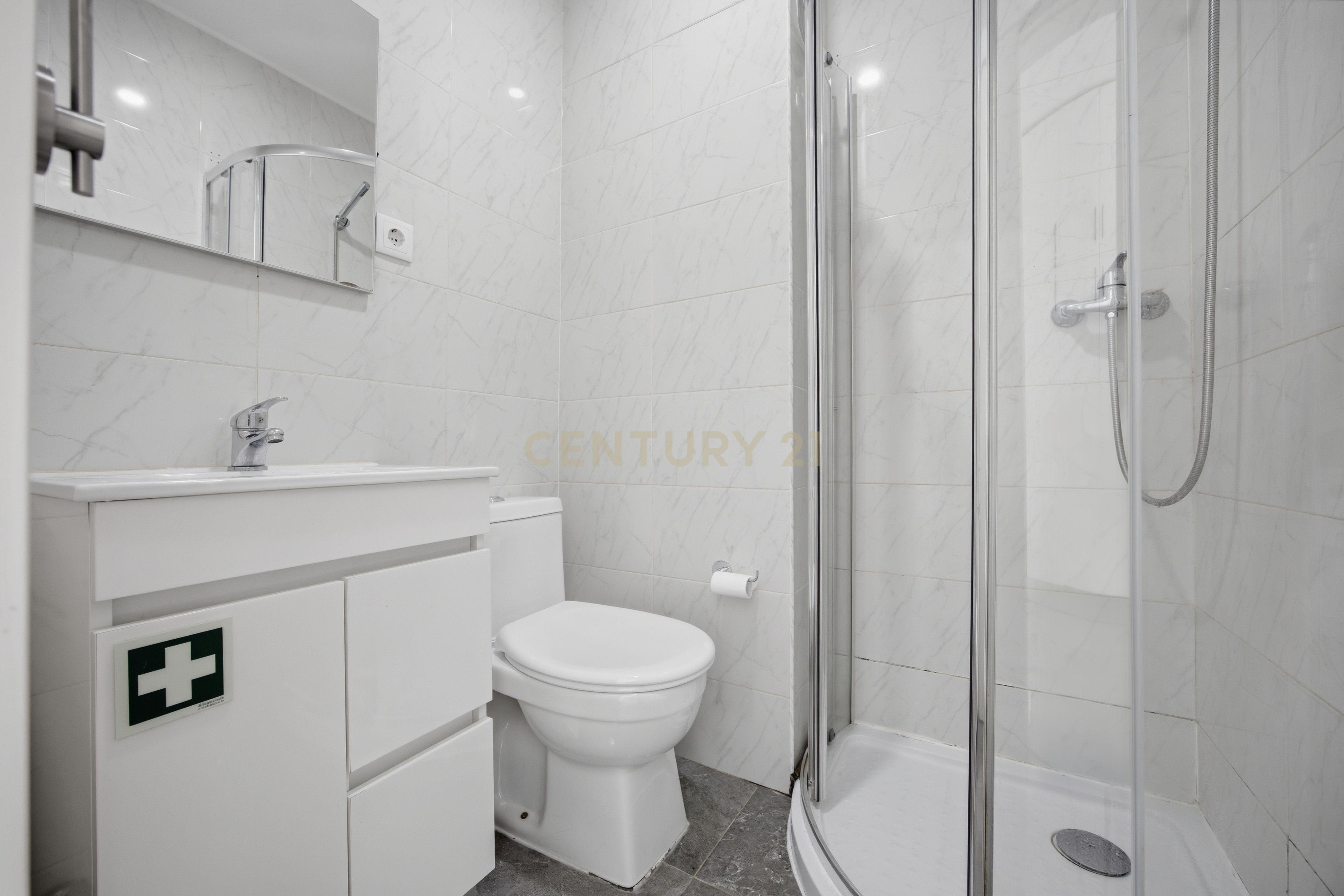 Fotografia 8 de Apartamento T1 junto a rotunda da Boavista