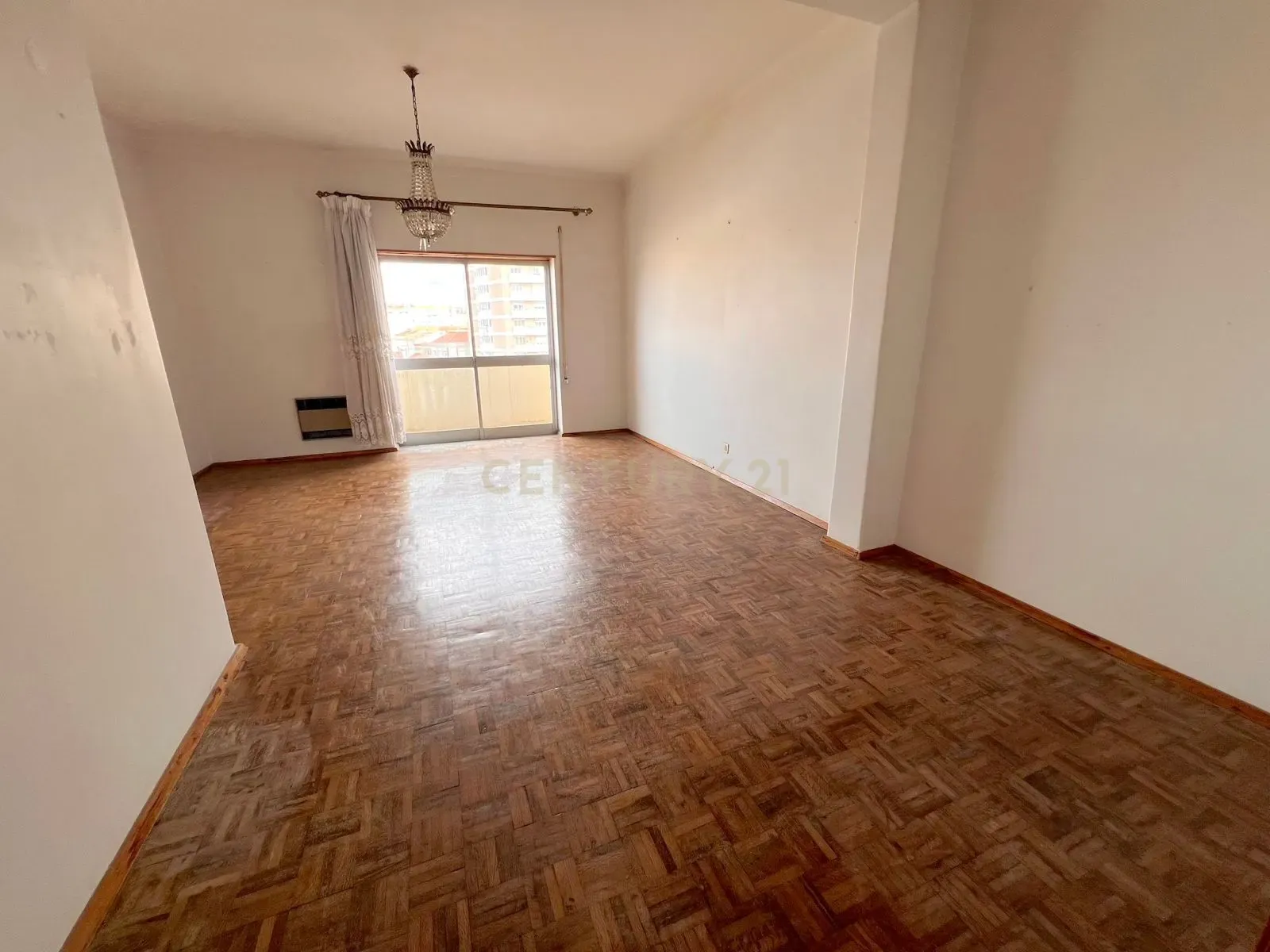 Fotografia 2 de Apartamento T3 em Caldas da Rainha – Para remodelar