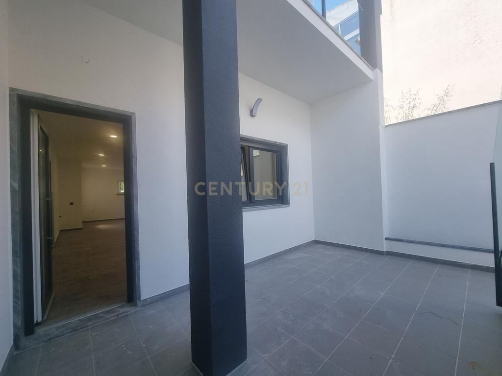 Moradia T2+1 Nova com garagem - Image 22