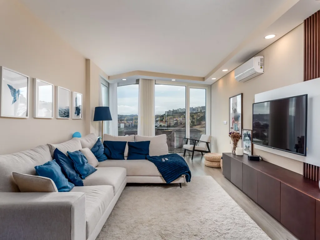 Apartamento T3 em Loures - Image 1