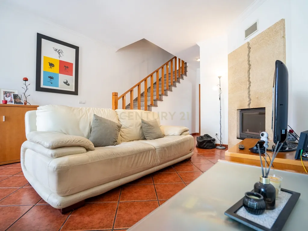 Moradia T3 em Quinta do Conde, Sesimbra - Oportunidade Única - Image 21