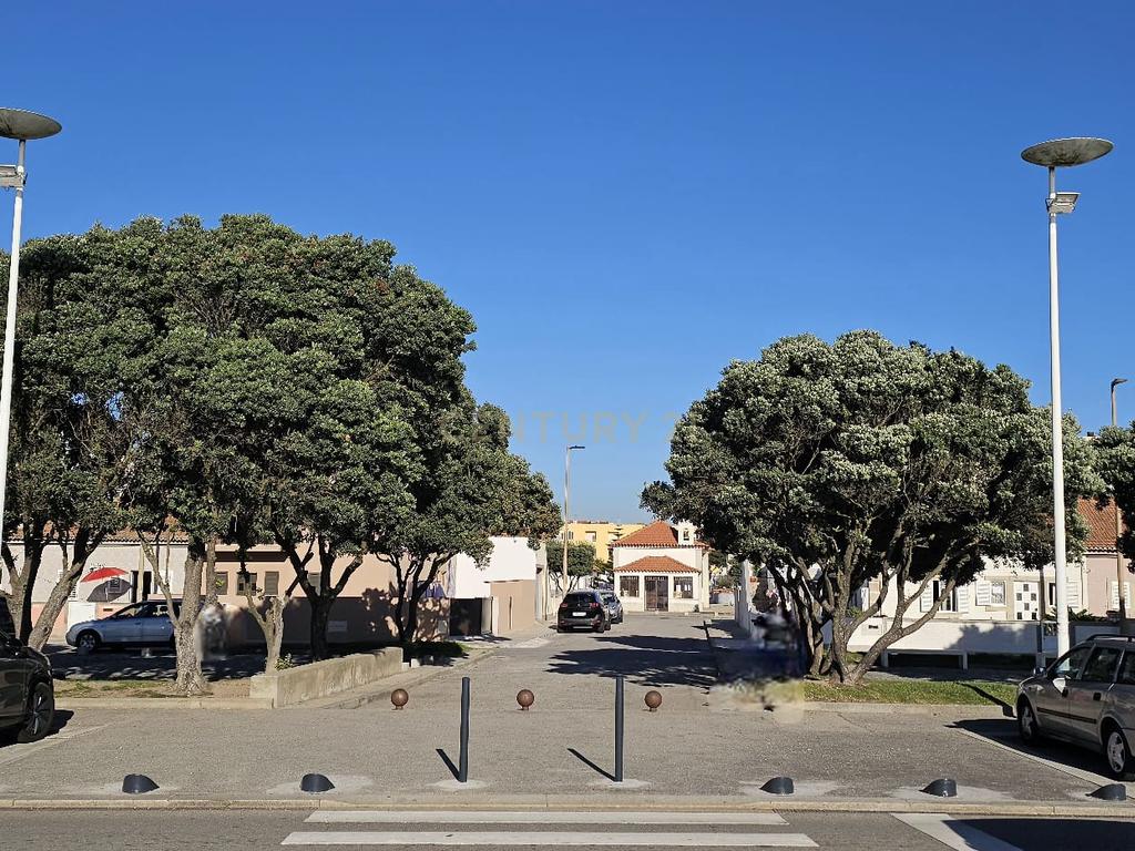 Moradia T4 Bi-Familiar em Primeira Linha de Mar – Vila do Conde - Image 27