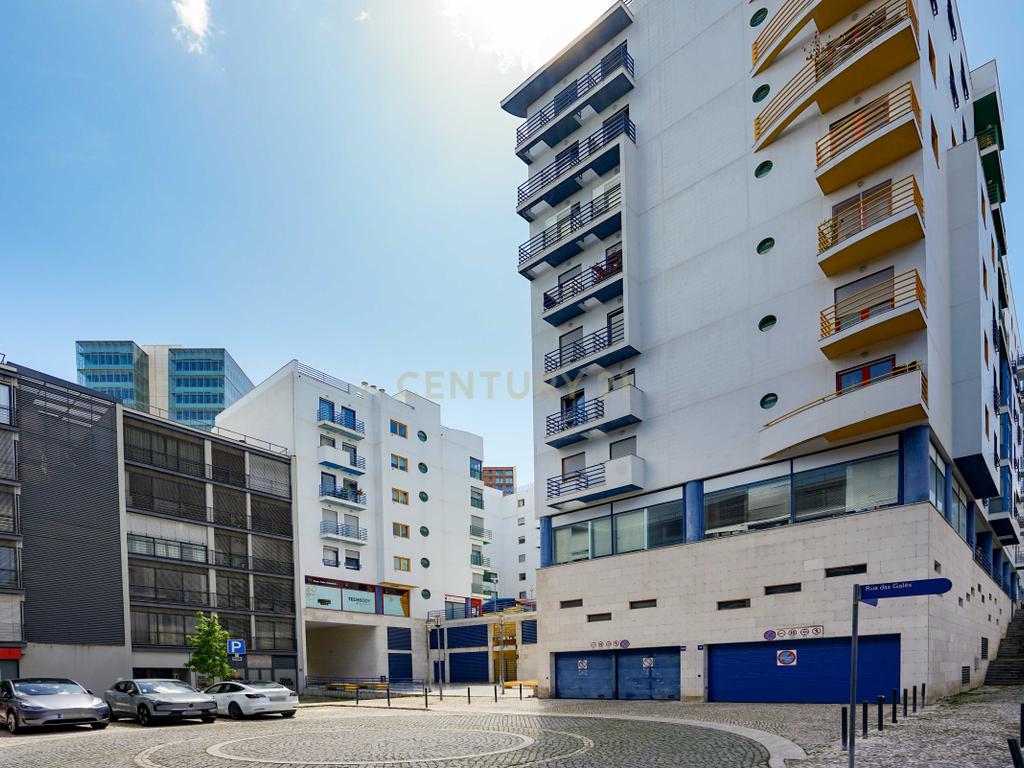 Apartamento T3 no Parque das Nações com Vista Panorâmica para o rio  - Image 38