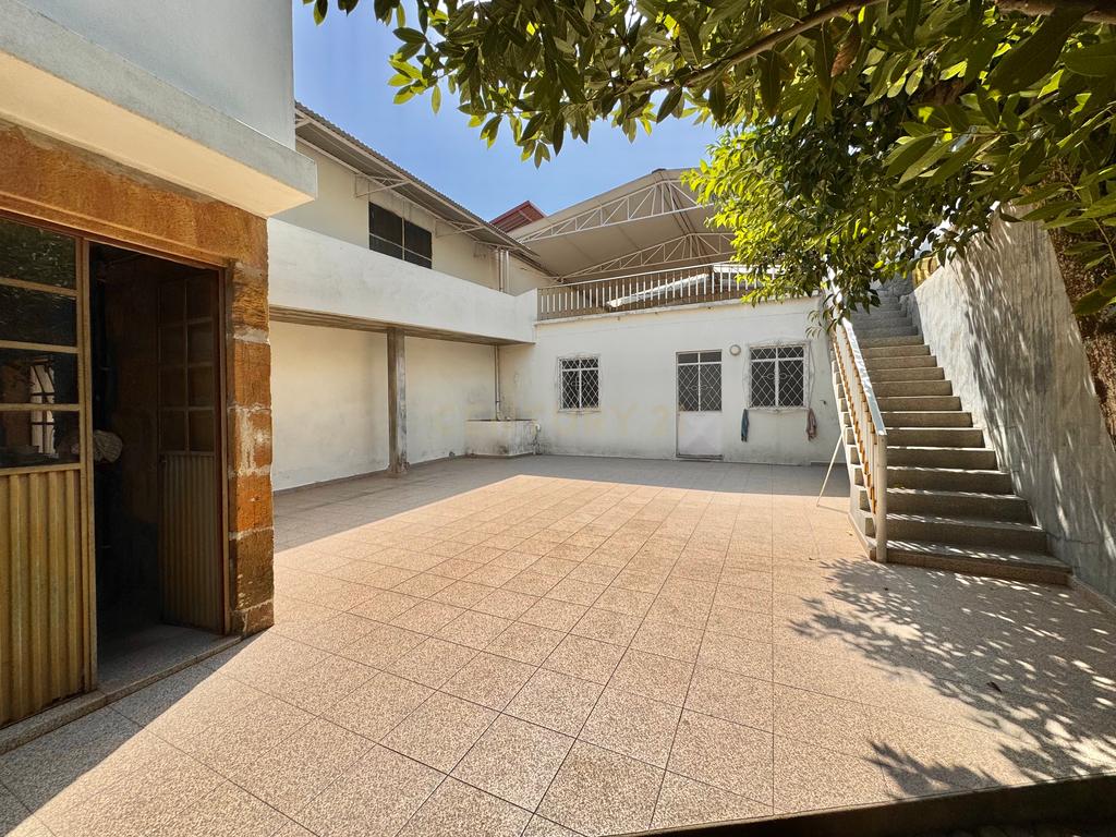Loja com 250m2 no coração da cidade de Santo Tirso  - Image 17