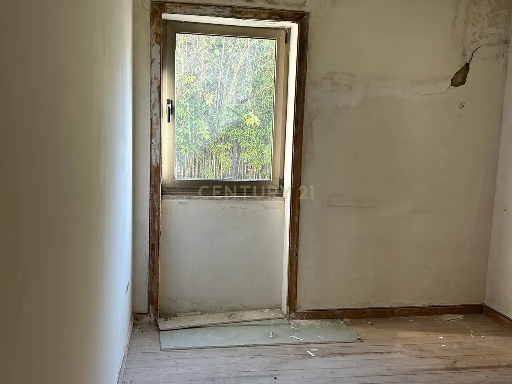 🔥 Moradia para Reabilitação no Porto | Estudo para 7/8 Apartamentos | Excelente Investimento - Image 20