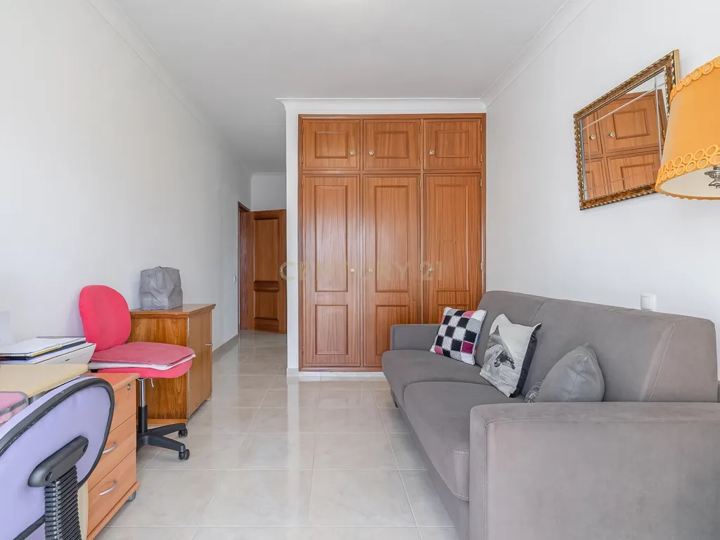 Apartamento T2 para Venda em Lagos - Image 5