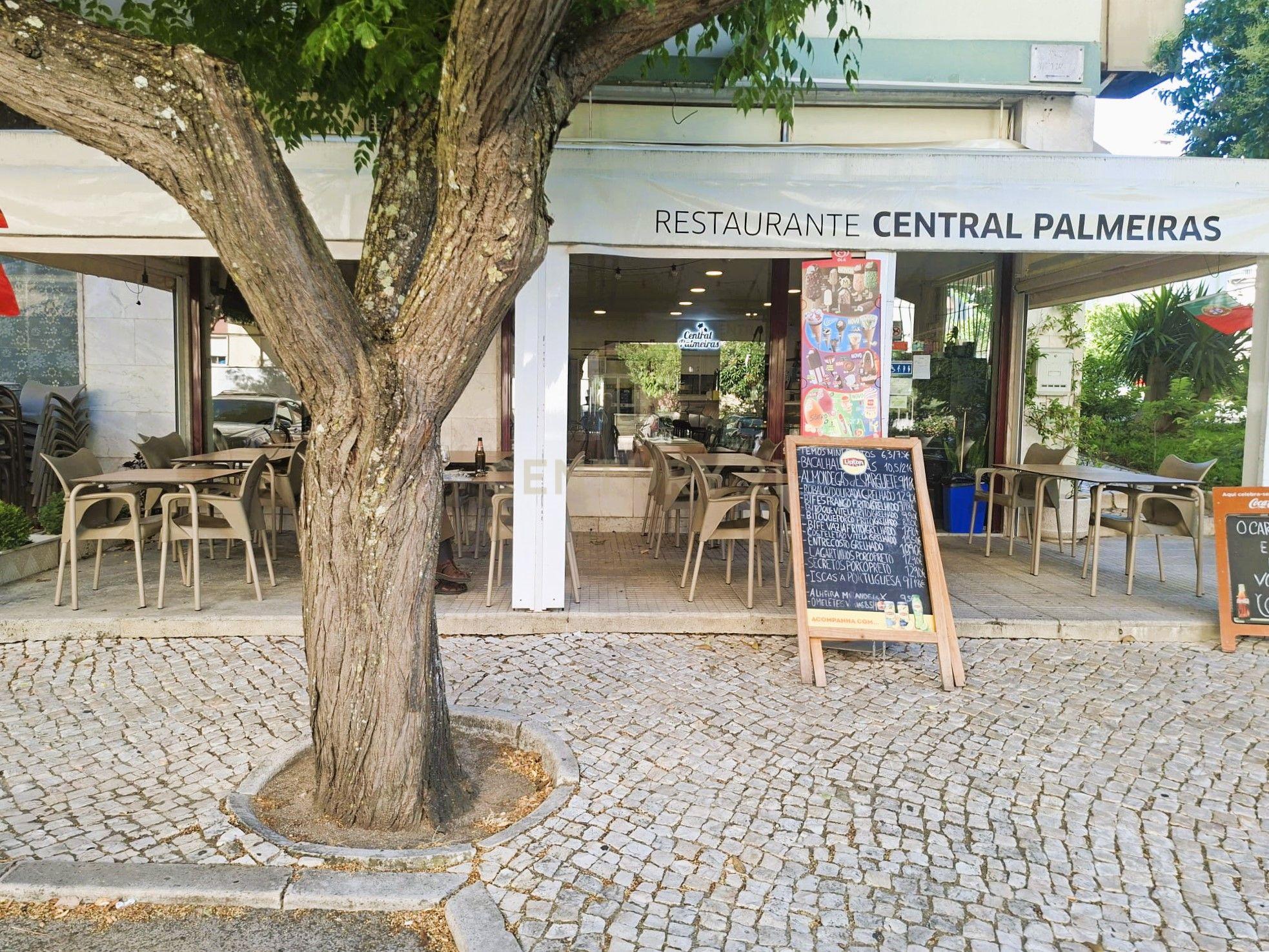 Fotografia 2 de Restaurante com esplanada em Odivelas - Excelente Localização